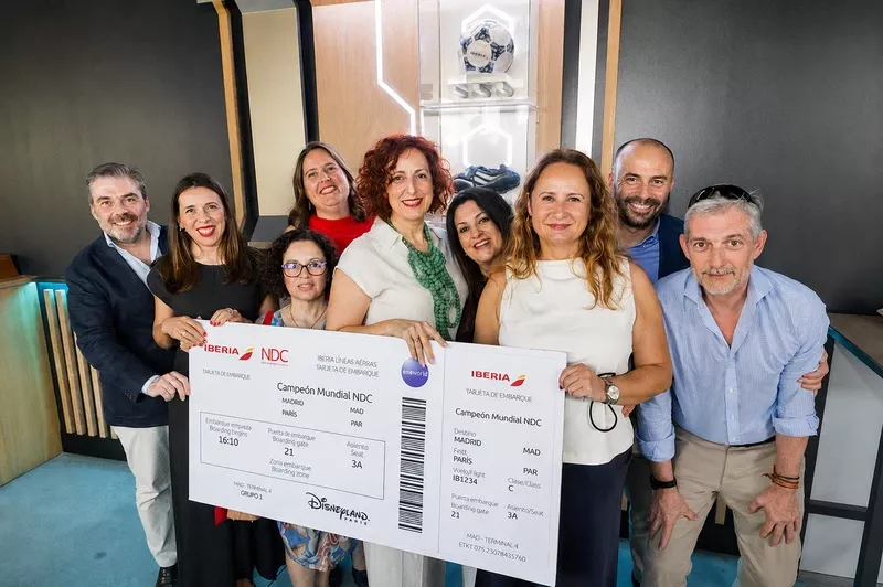 Foto de grupo de los galardonados en la primera edición de su Mundial NDC que reconoce a agencias y empresas. Foto de grupo de los galardonados en la primera edición de su Mundial NDC que reconoce a agencias y empresas.