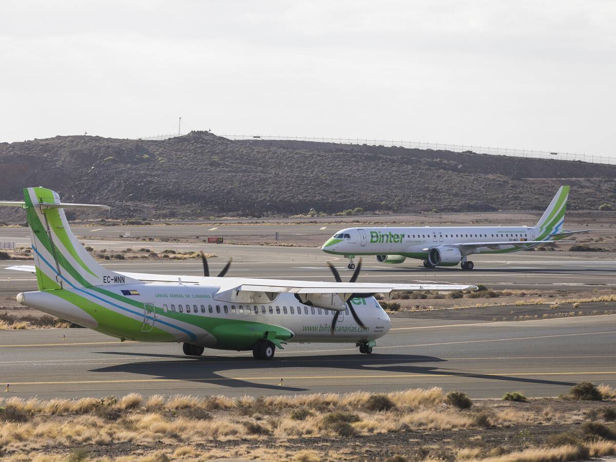 Aviones de Binter en pista. Foto: Binter Aviones de Binter en pista. Foto: Binter