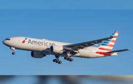 Boeing 777-200 de American Airlines.