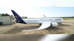 Aeronave 787-9 Dreamliner equipada con motores Trent 1000 de Rolls-Royce para el programa ecoDemonstrator de Boeing. Foto: Boeing