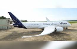 Aeronave 787-9 Dreamliner equipada con motores Trent 1000 de Rolls-Royce para el programa ecoDemonstrator de Boeing. Foto: Boeing