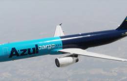 Airbus A321F de la aerolínea Azul.