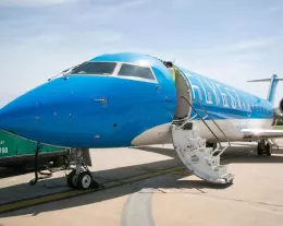 Fotografía: Uno de los Bombardier CRJ200 que Air Nostrum aportó a Flyest. Fotografía: Uno de los Bombardier CRJ200 que Air Nostrum aportó a Flyest.