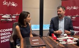 De izquierda a derecha, Avani Singh, fundadora y directora ejecutiva de SkyHop Aviation, y Eric Lithun, que tiene los mismos atributos en Noemi Aerospace.