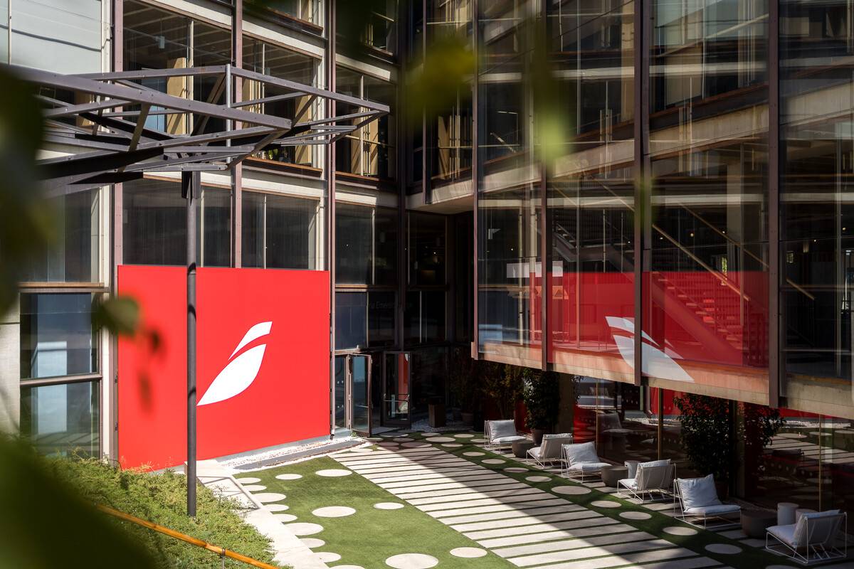 Espacio Iberia en el Colegio Oficial de Arquitectos de Madrid, en la calle Hortaleza, 63. Foto: Iberia Espacio Iberia en el Colegio Oficial de Arquitectos de Madrid, en la calle Hortaleza, 63. Foto: Iberia
