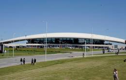 Vista exterior del Aeropuerto de Carrasco.
