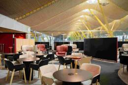 Sala Emerald Lounge Sorolla en la Terminal 4 del Aeropuerto de Madrid-Barajas. Foto: Iberia