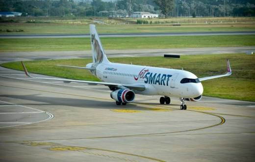 Avi�n de JtSmart. Foto: Presidencia Uruguay