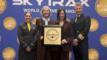 Foto de grupo tras la entrega del reconocimiento a mejor aerol�nea low-cost de Europa en los World Airline Awards 2026 de Skytrax. Foto: Vueling