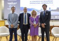 Foto de grupo en el III Congreso de Seguridad Operacional Aeron�utica. Foto: Sepla