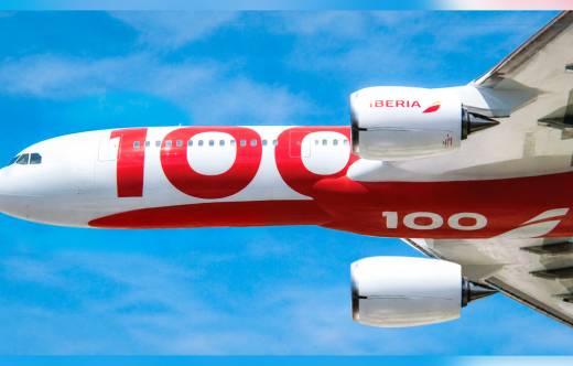 Avi�n de Iberia con la librea conmemorativa de su centenario. Foto: Iberia