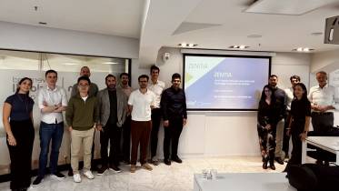Foto de grupo tras la presentaci�n de Zenitia. Foto: Universidad Carlos III de Madrid