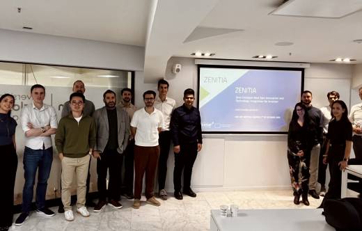 Foto de grupo tras la presentaci�n de Zenitia. Foto: Universidad Carlos III de Madrid