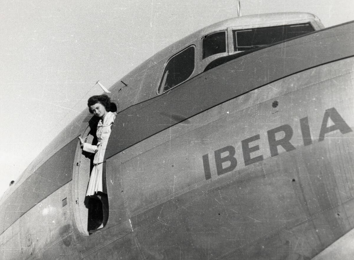 María José Ugarte, una de las cuatro primeras azafatas de Iberia. Foto: Iberia María José Ugarte, una de las cuatro primeras azafatas de Iberia. Foto: Iberia