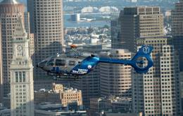 Airbus H145 sobrevolando Boston. Foto: Airbus