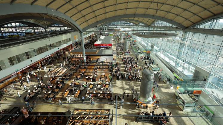 Interior del Aeropuerto de Alicante-Elche. Foto: Aena