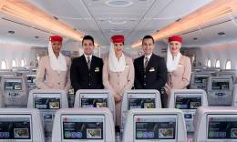 Tripulantes de cabina de la aerolnea Emirates.