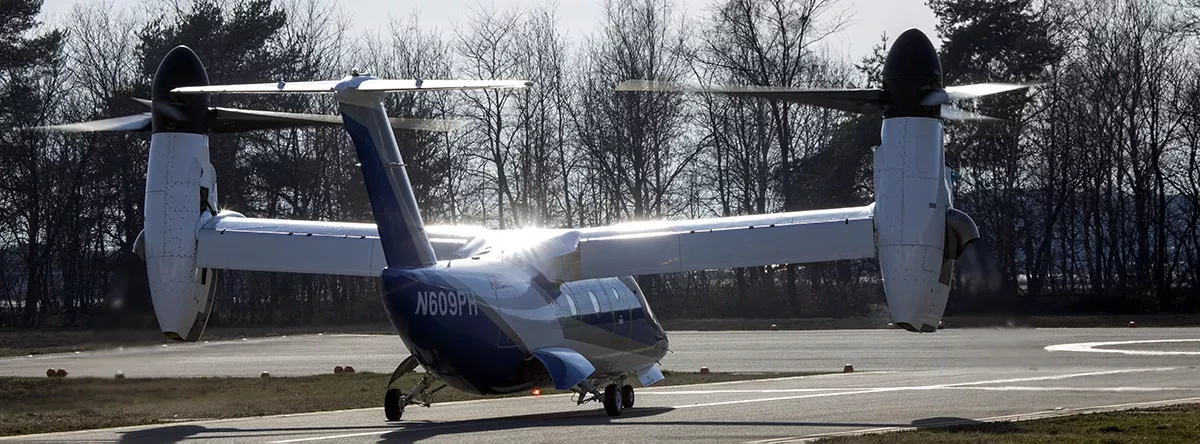 Primer vuelo del AW609 de la tripulacin de vuelo de la EASA. Foto: Leonardo