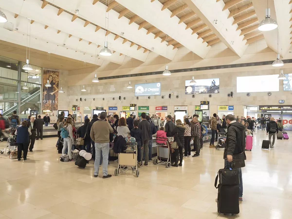 Zona de recogida de maletas en el Aeropuerto Tenerife Norte-Ciudad de la Laguna. Foto: Aena