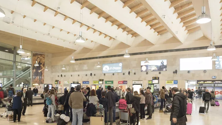 Zona de recogida de maletas en el Aeropuerto Tenerife Norte-Ciudad de la Laguna. Foto: Aena
