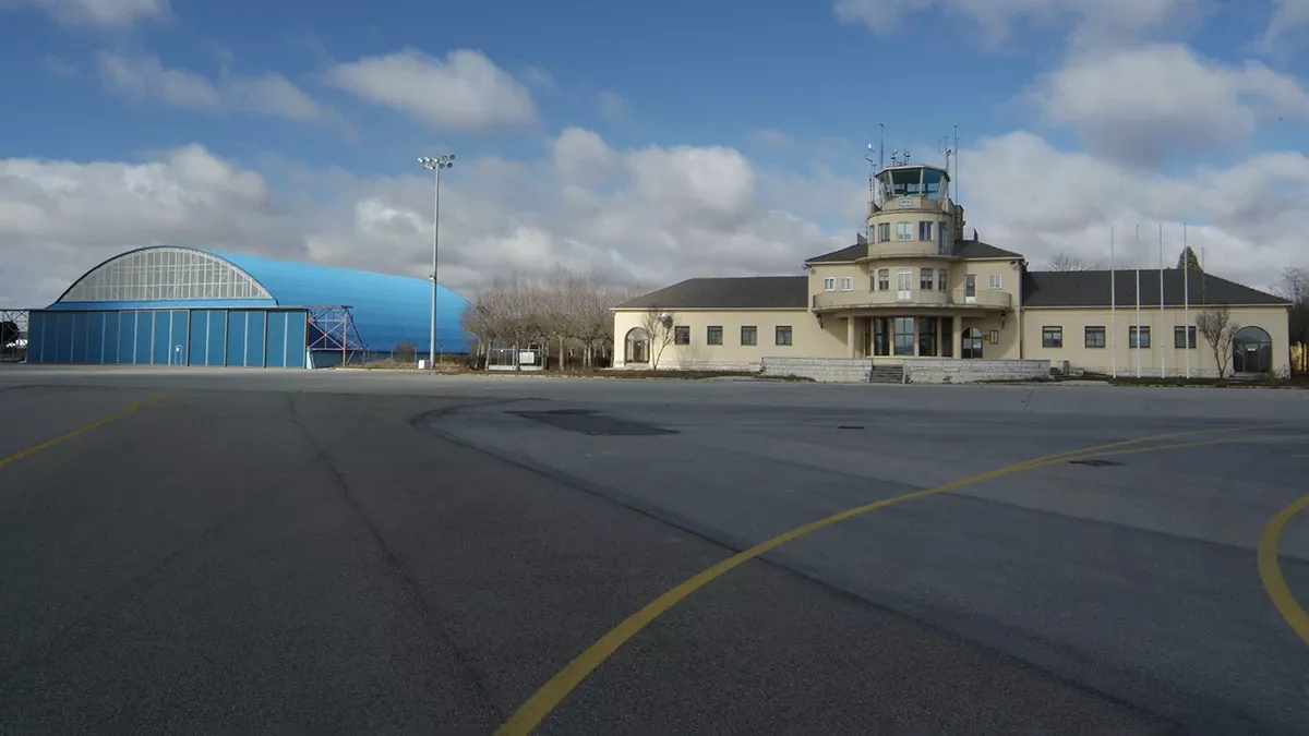 Enaire incorpora la navegacin satelital al Aeropuerto de Burgos. Foto: Enaire.