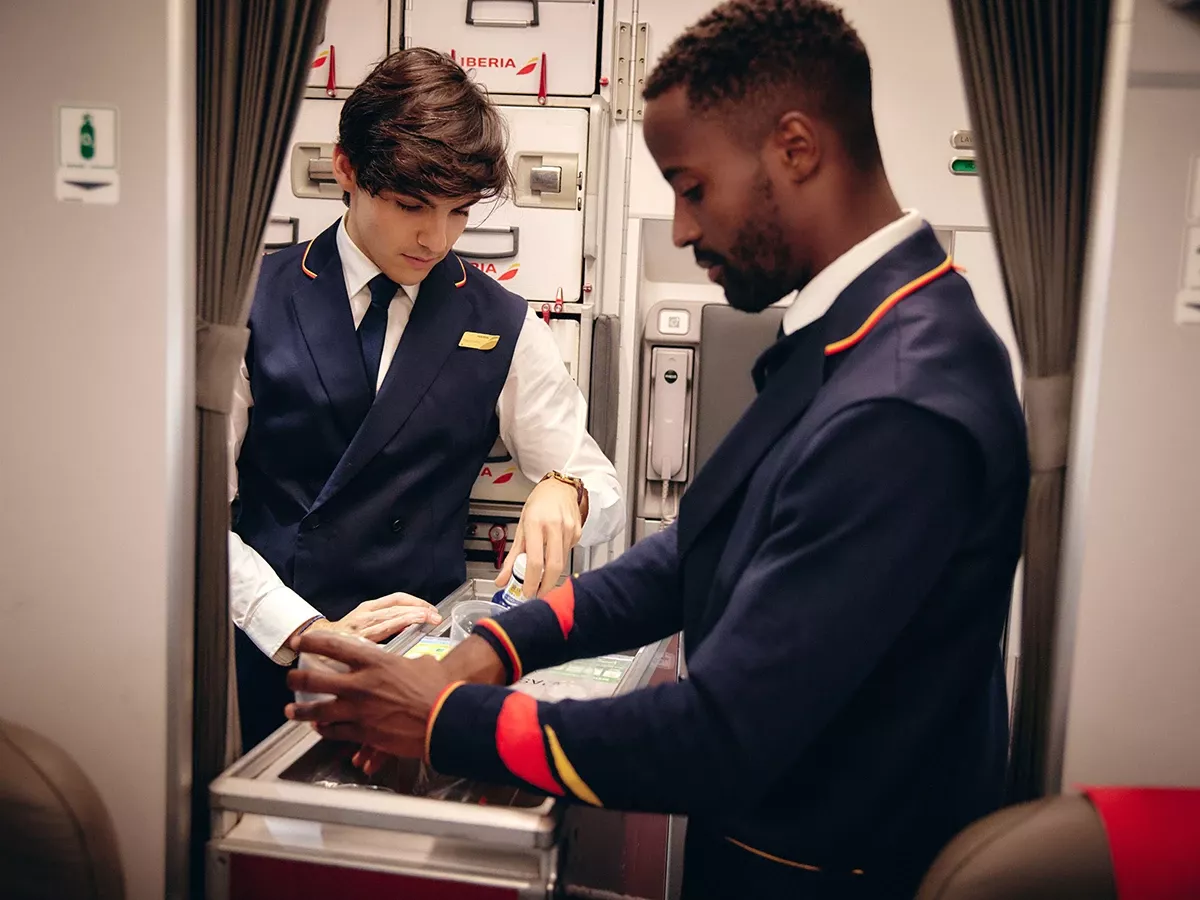 Tripulantes de cabina de Iberia. Foto: Iberia
