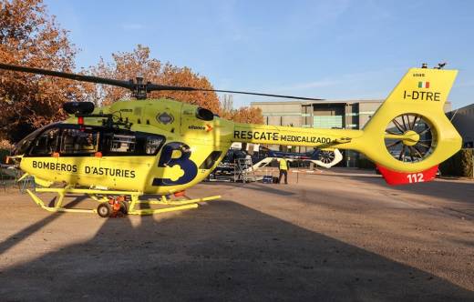 Un Airbus Helicopters H145 de la empresa Eliance, que opera en favor del Gobierno de Asturias, como medio de rescate medicalizado.