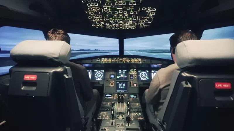 Simulador de A320 de GTA fabricado por Indra. Foto: Indra