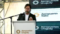 El presidente de la República, Luis Lacalle Pou, durante la inauguración del Aeropuerto Internacional de Salto.