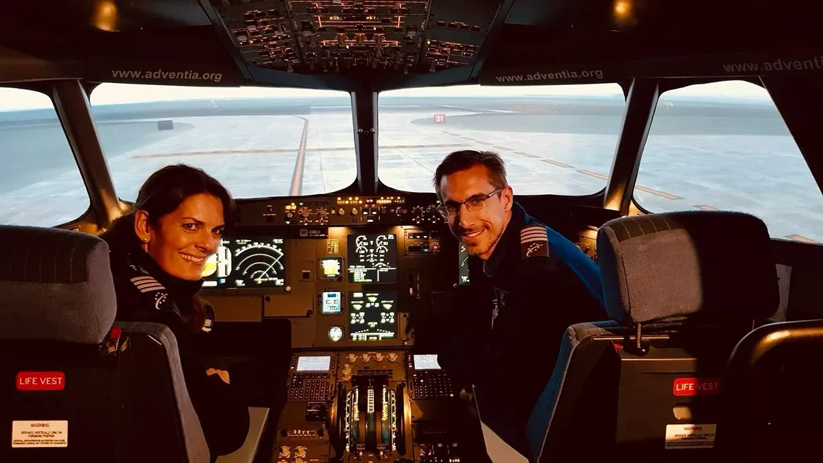 Raquel Ortega, instructora de vuelo responsable de seguridad en la Escuela de Pilotos Adventia. Foto: Adventia