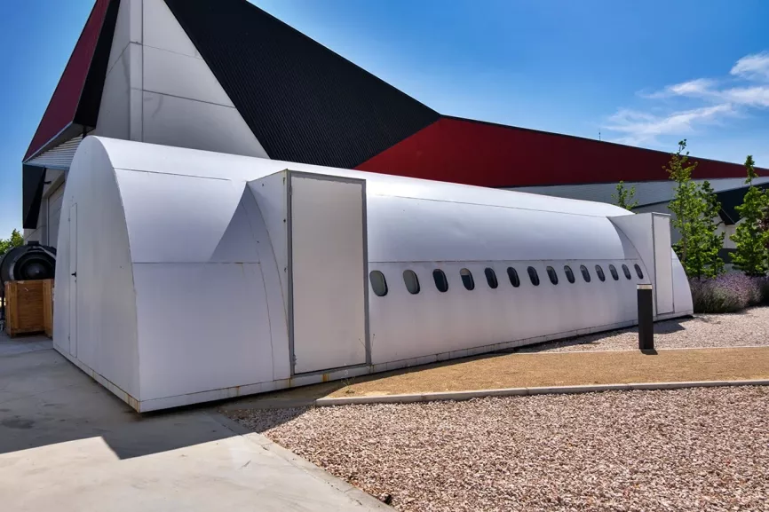 Foto de las instalaciones de Aviatión Group en la Avenida de Orovilla en Madrid. Foto: Aviation Group