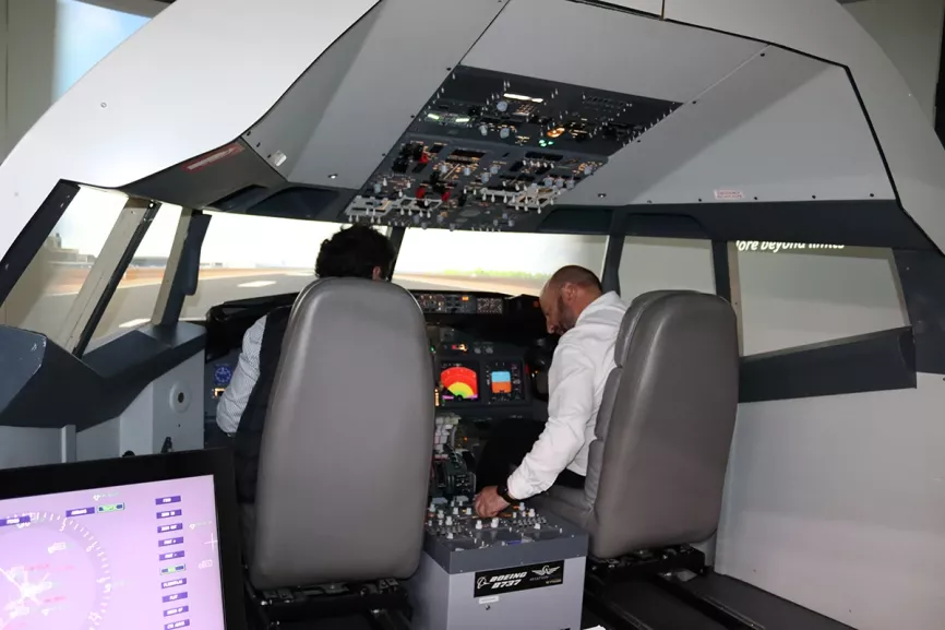 Foto de las instalaciones de Aviatión Group en la Avenida de Orovilla en Madrid. Foto: Aviation Group
