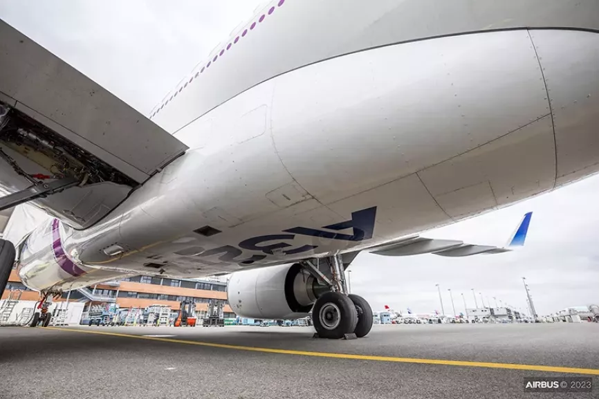 Foto del nuevo Airbus A321XLR que acaba de recibir la certificación EASA. Airbus A321XLR en pista.