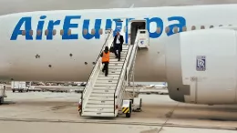 Avin de Air Europa en pista. Foto: Diego Gmez