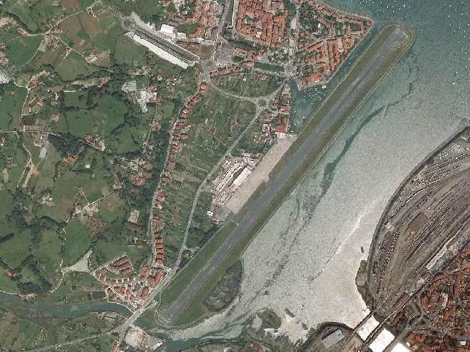 Ortofotografa del Aeropuerto de San Sebastin en 2008. Foto: Enaire