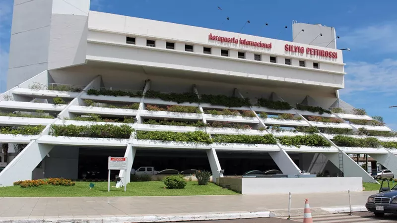 Aeropuerto Internacional Silvio Pettirossi.