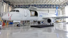 Embraer E190F.