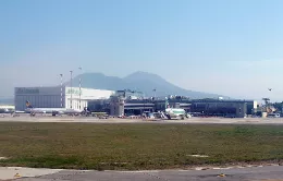 Terminal desde el lado aire.