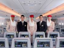 Tripulación de cabina de la aerolínea Emirates.